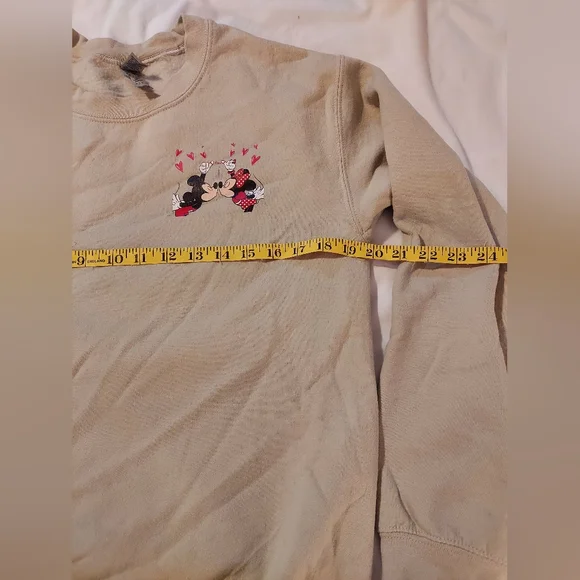 Cream Gildan Sweatshirt with Mickey And Minnie Mouse - Picture 6 of 8